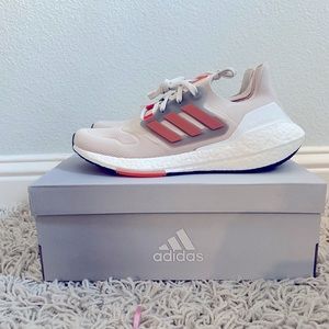 New! Adidas Ultraboost 22 Impact Orange